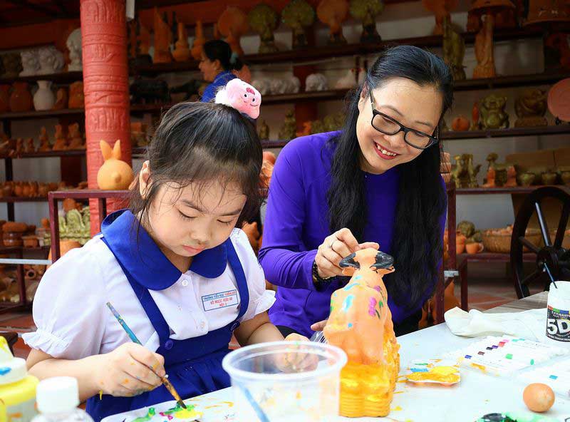 nhà gốm tư buôi Vĩnh Long